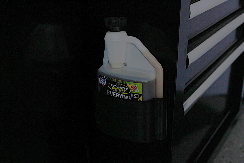 HexPro3D DieselDock – Magnetic Holder for Diesel Fuel Additives (Compatible with Hot Shots EDT 16oz Bottles) *Recently Improved*