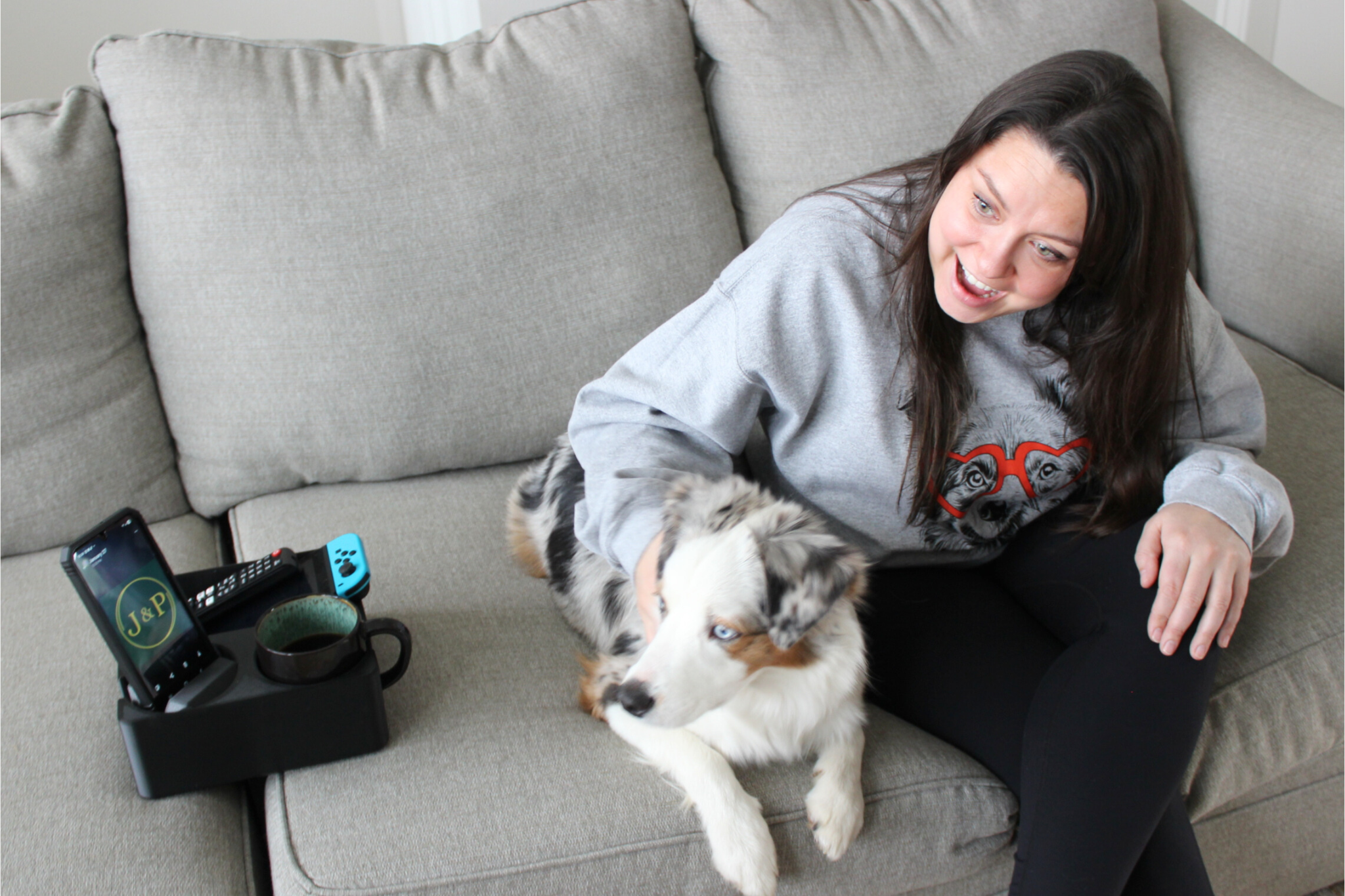 J&P Home Goods Magnetic Double Couch Cup Holder & Organizer Tray – No Spill Sofa Caddy with Cushion Insert Base – Holds Large Water Bottles, Mugs & Remotes – Includes Free Swivel Phone & Can Holder